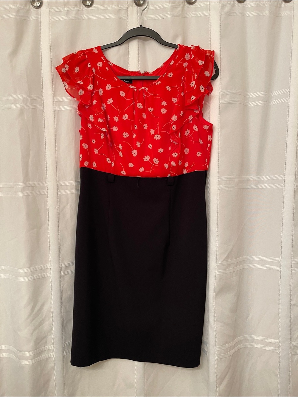 Red Floral Cap-Sleeve Sheath Dress